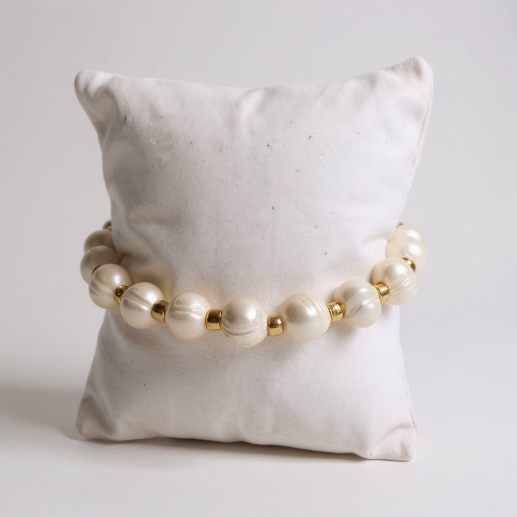 The Pearl Love Birds with Starfish Charm