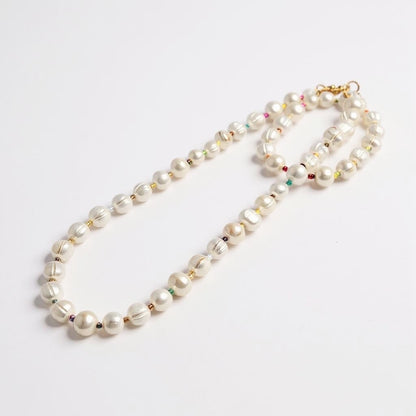 The Pearl Rainbow Love Birds