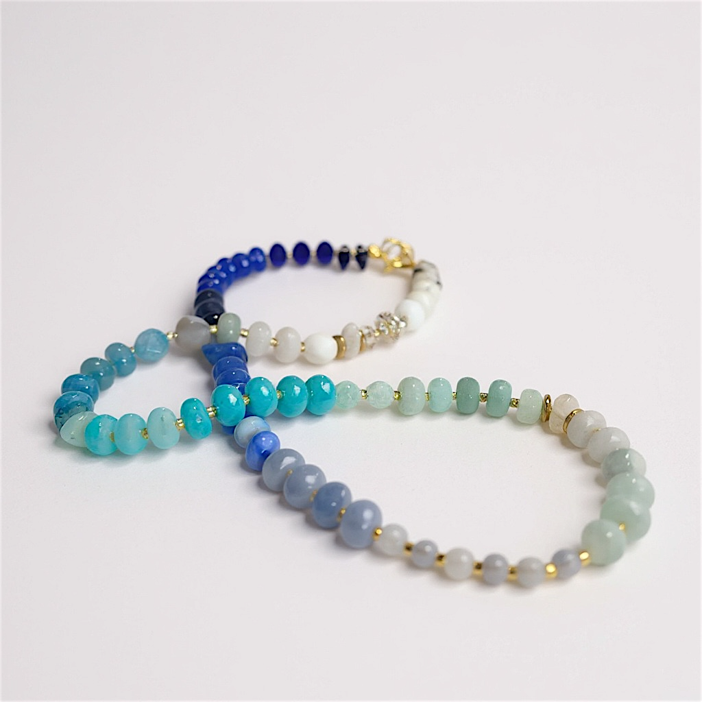 Gemstone Beaded Love Birds in Ocean Eyes