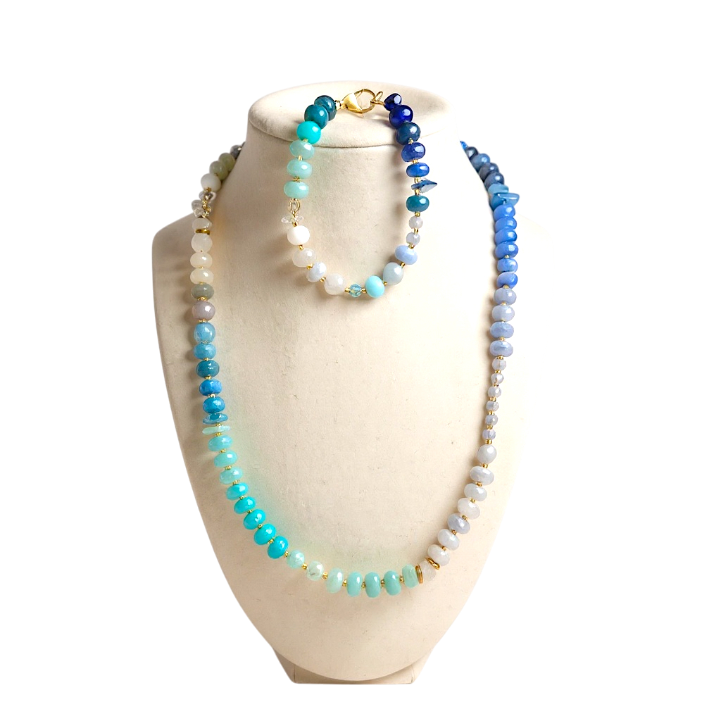 Gemstone Beaded Love Birds in Ocean Eyes